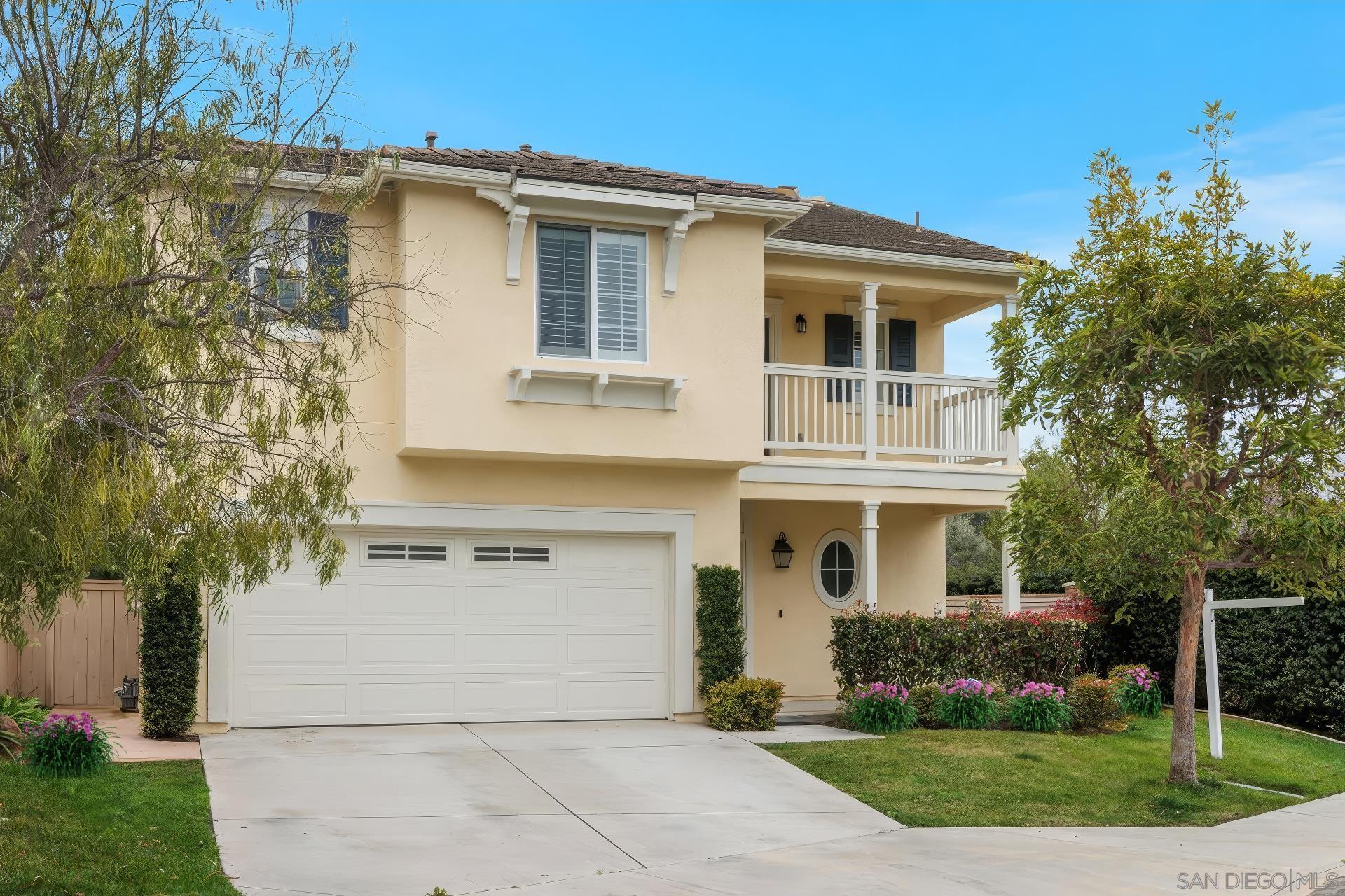 Detail Gallery Image 1 of 1 For 860  Arbor Glen Ln, Vista,  CA 92081 - 3 Beds | 2/1 Baths