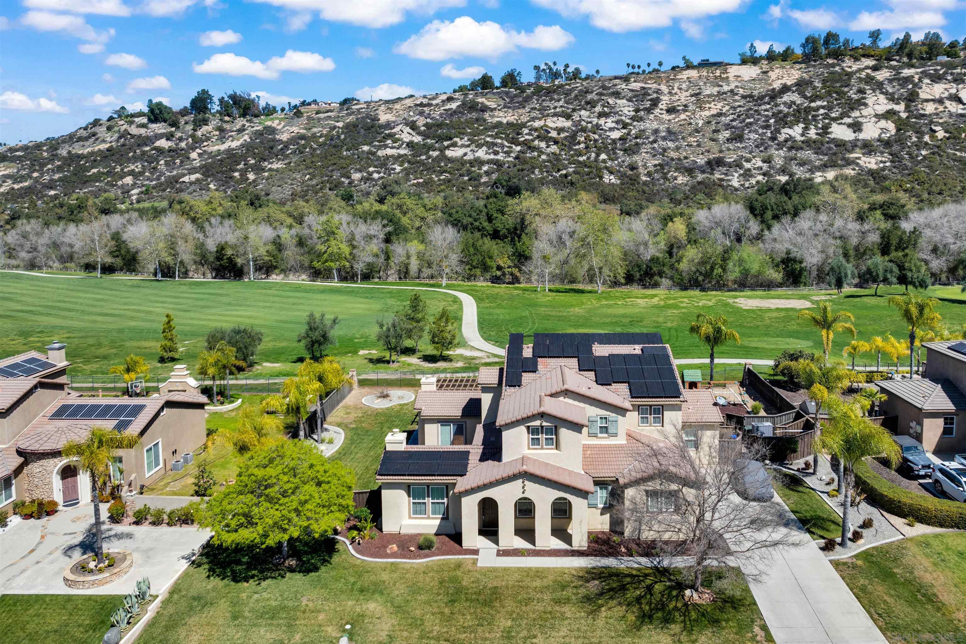 Detail Gallery Image 1 of 1 For 14240  Merion Cir, Valley Center,  CA 92082 - 5 Beds | 4 Baths