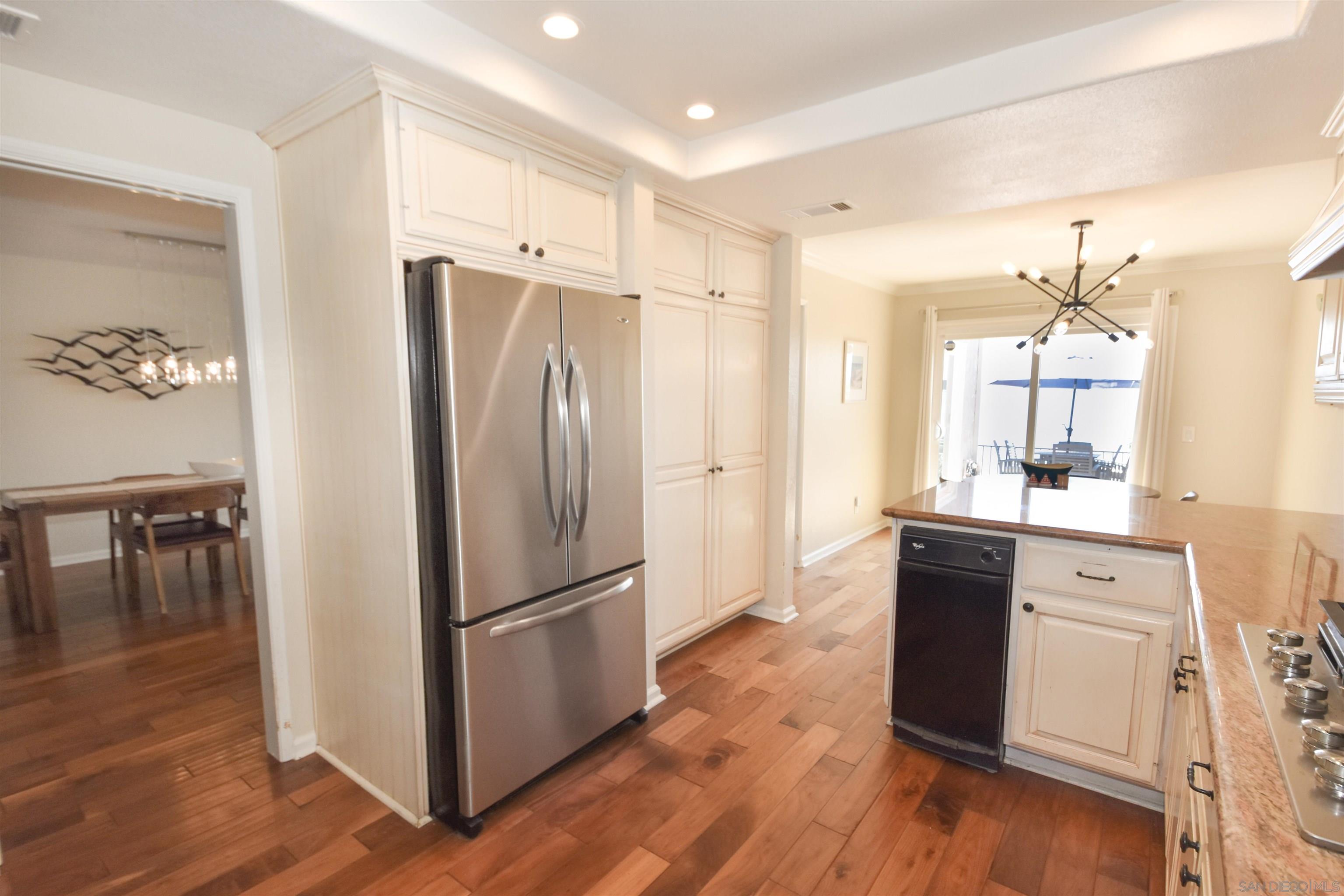 Detail Gallery Image 13 of 38 For 15  Aruba Bnd, Coronado,  CA 92118 - 3 Beds | 3 Baths