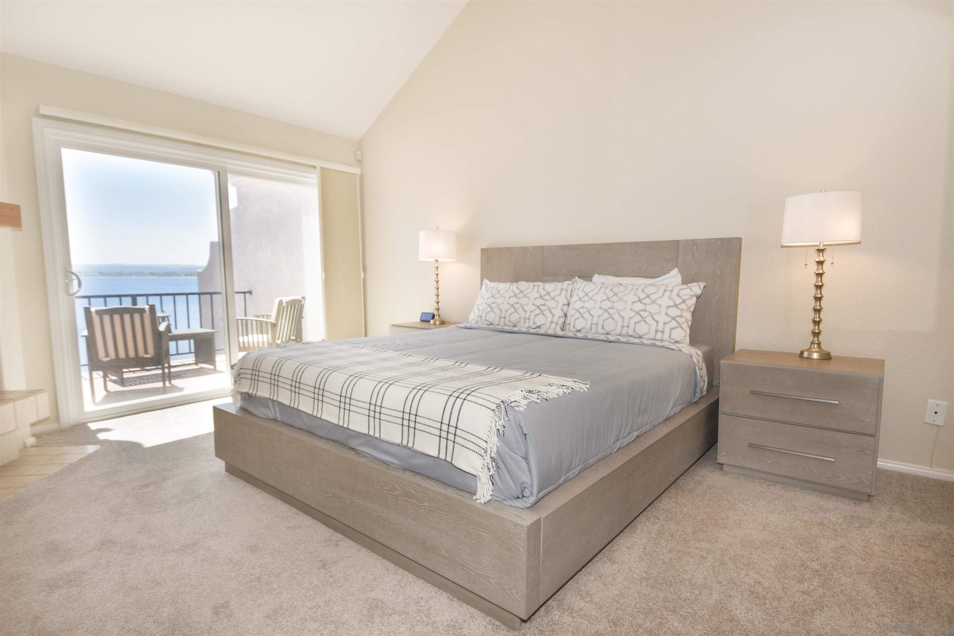 Detail Gallery Image 25 of 38 For 15  Aruba Bnd, Coronado,  CA 92118 - 3 Beds | 3 Baths