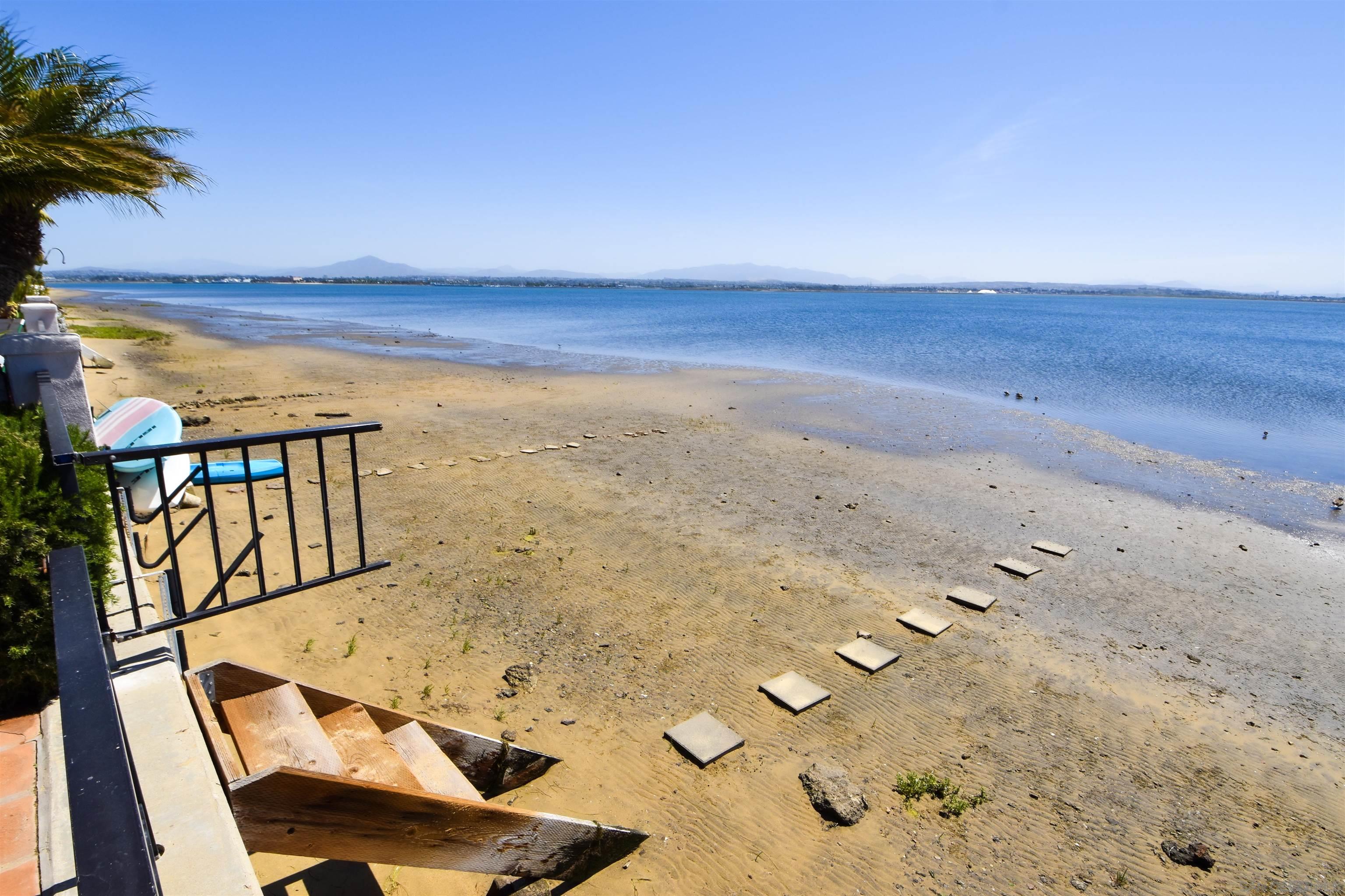 Detail Gallery Image 35 of 38 For 15  Aruba Bnd, Coronado,  CA 92118 - 3 Beds | 3 Baths