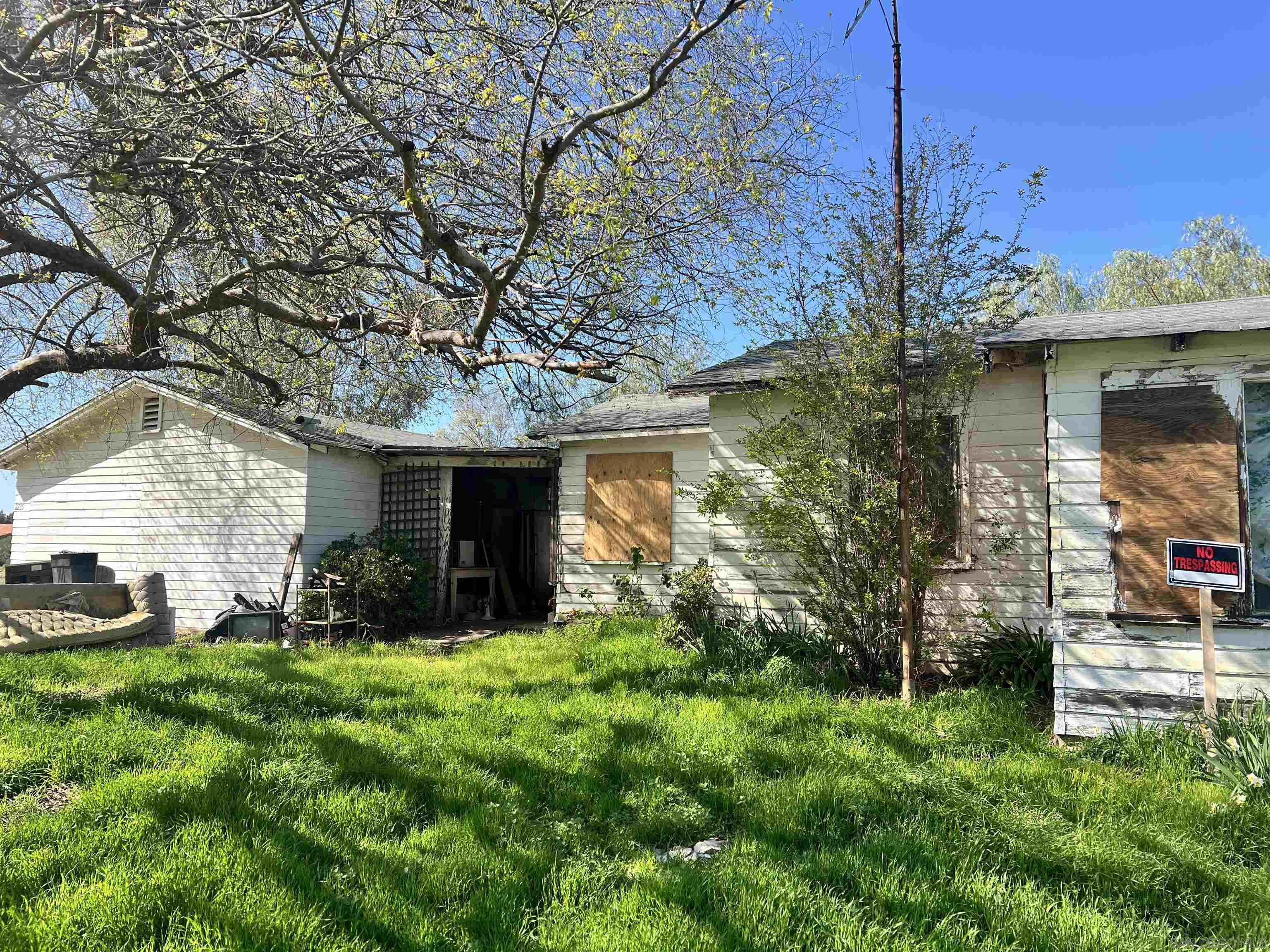 Detail Gallery Image 1 of 1 For 2235  Toub St, Ramona,  CA 92065 - 2 Beds | 1 Baths