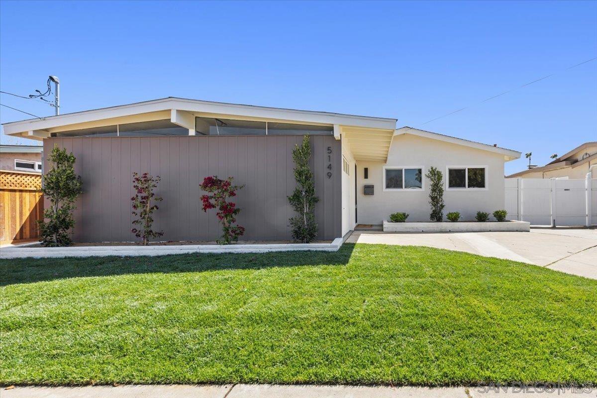 Detail Gallery Image 1 of 1 For 5149  Bellvale Ave, San Diego,  CA 92117 - 3 Beds | 2 Baths