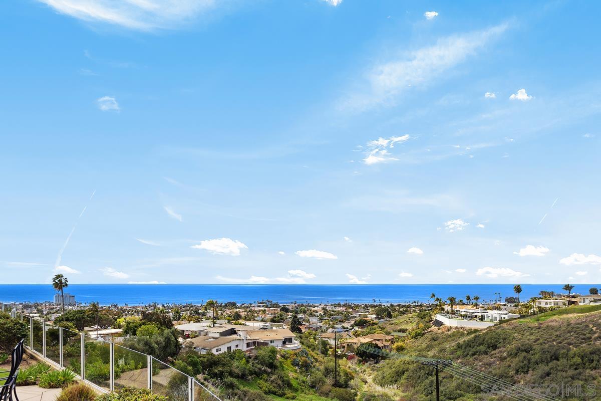 Detail Gallery Image 1 of 1 For 5406  Caminito Bayo, La Jolla,  CA 92037 - 3 Beds | 3/1 Baths