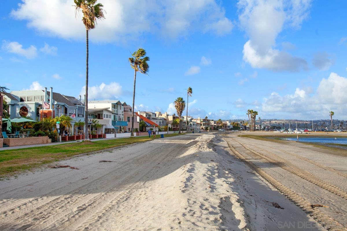 819 Kennebeck Ct Unit , San Diego, CA 92109 - Photo 34 