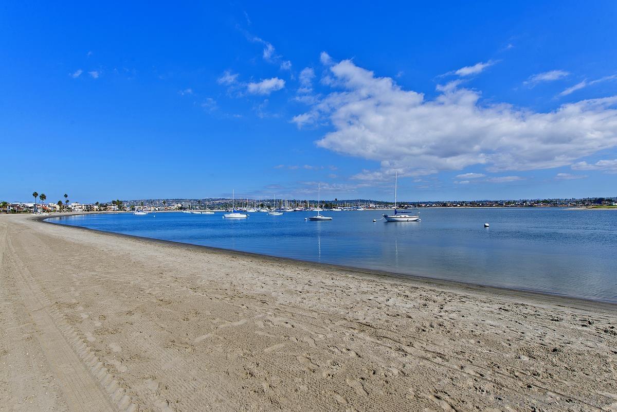 819 Kennebeck Ct Unit , San Diego, CA 92109 - Photo 35 