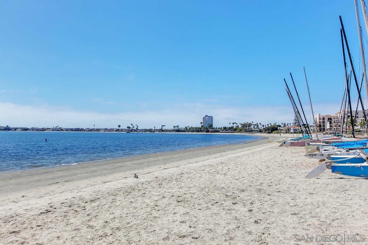 819 Kennebeck Ct Unit , San Diego, CA 92109 - Photo 36 