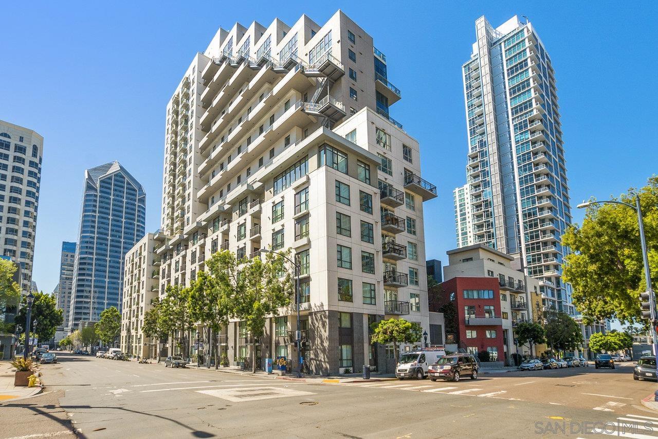 Detail Gallery Image 1 of 27 For 1240  India St  #104,  San Diego,  CA 92101 - 1 Beds | 1/1 Baths