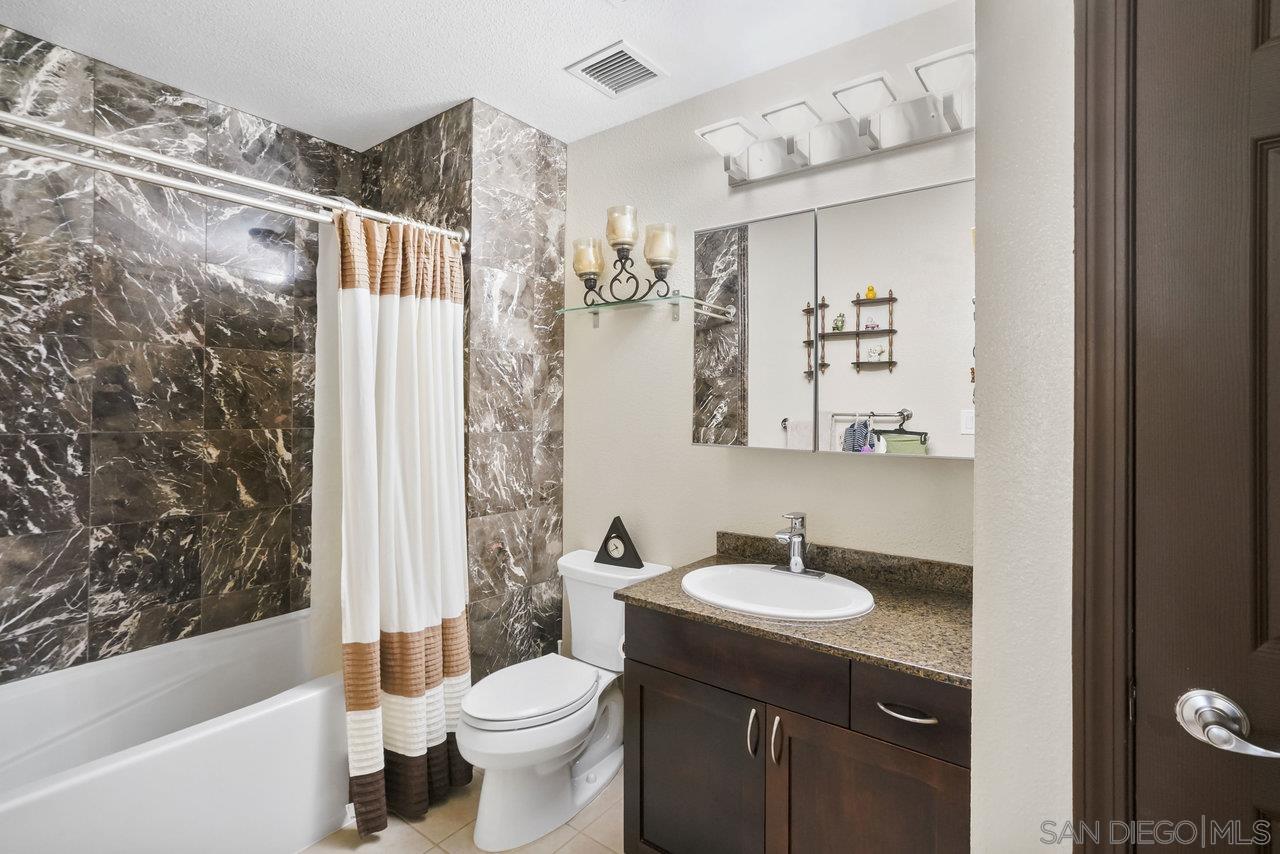 Detail Gallery Image 17 of 27 For 1240  India St  #104,  San Diego,  CA 92101 - 1 Beds | 1/1 Baths