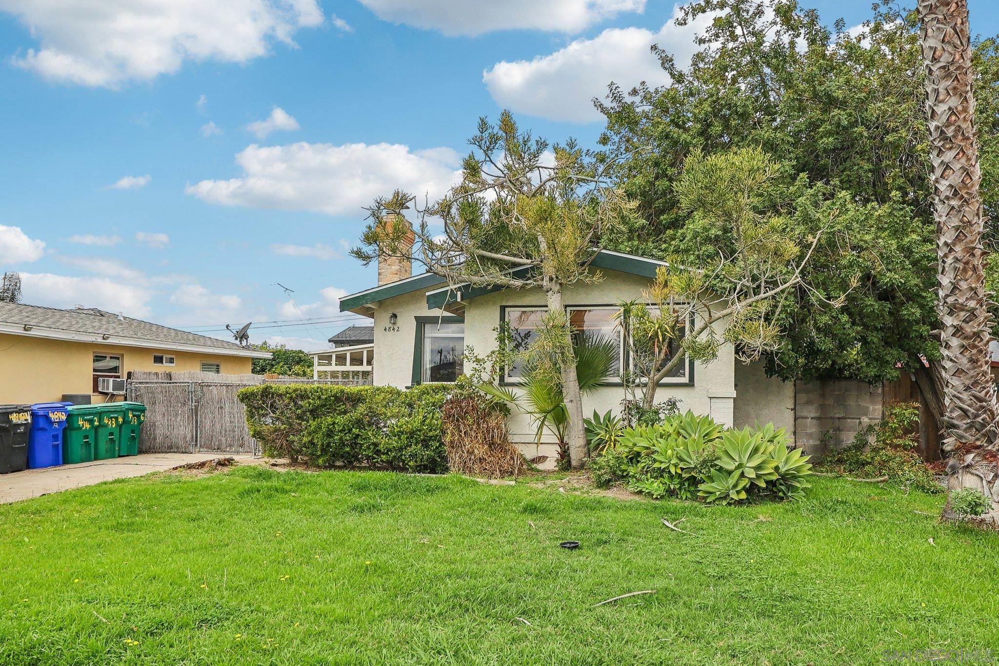 Detail Gallery Image 1 of 1 For 4842  Hawley Blvd, San Diego,  CA 92116 - 3 Beds | 2 Baths