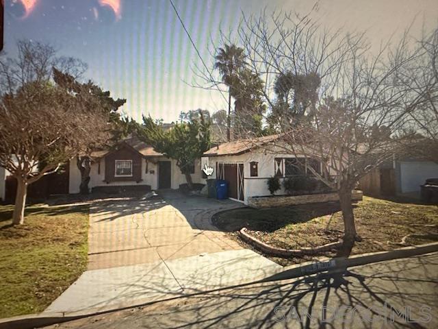 Detail Gallery Image 1 of 1 For 13751  Powers Rd, Poway,  CA 92064 - 4 Beds | 3 Baths