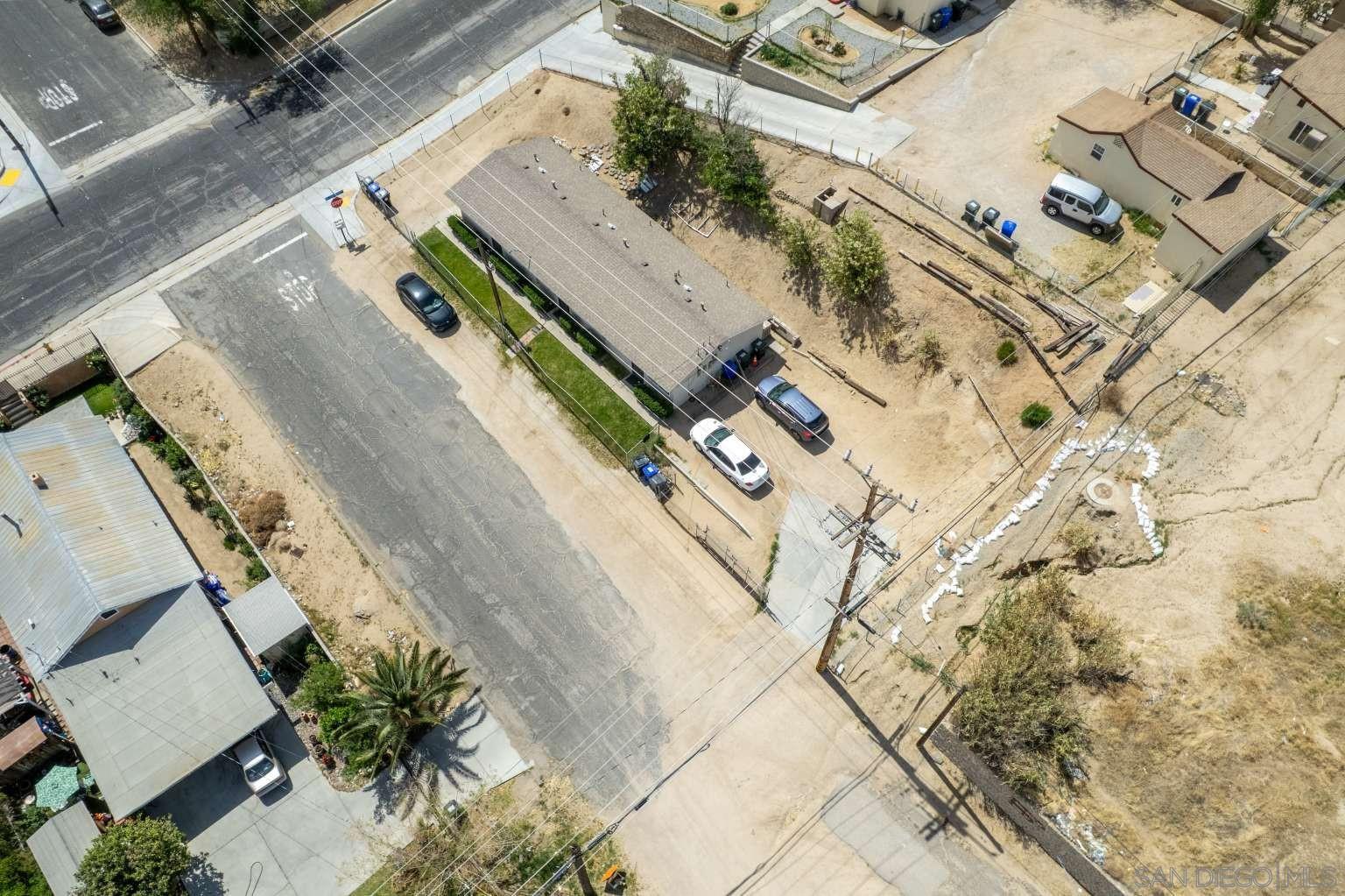 Detail Gallery Image 12 of 41 For , Victorville,  CA 92395 - – Beds | – Baths