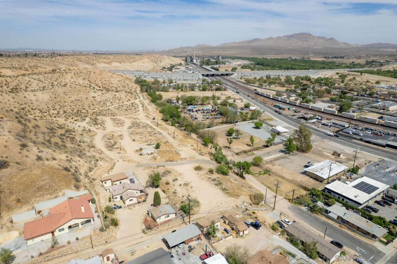 Detail Gallery Image 13 of 41 For , Victorville,  CA 92395 - – Beds | – Baths