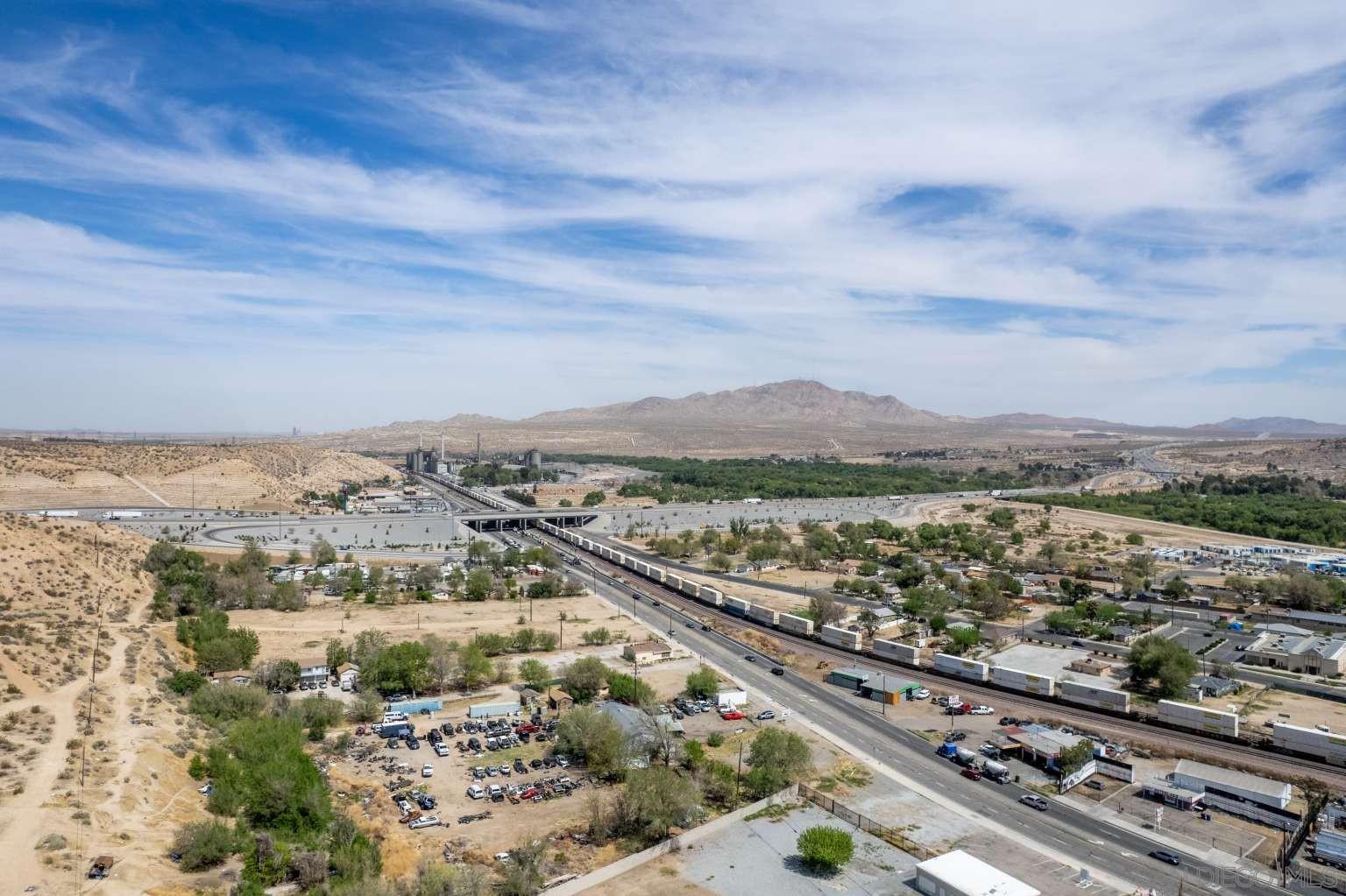 Detail Gallery Image 17 of 41 For , Victorville,  CA 92395 - – Beds | – Baths