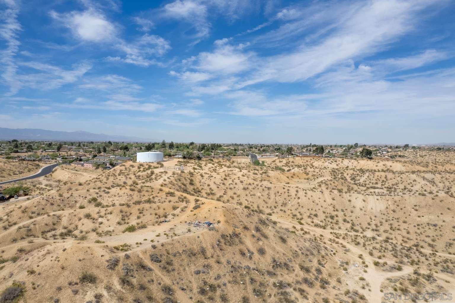 Detail Gallery Image 18 of 41 For , Victorville,  CA 92395 - – Beds | – Baths