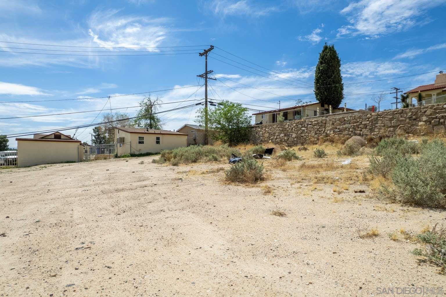 Detail Gallery Image 23 of 41 For , Victorville,  CA 92395 - – Beds | – Baths