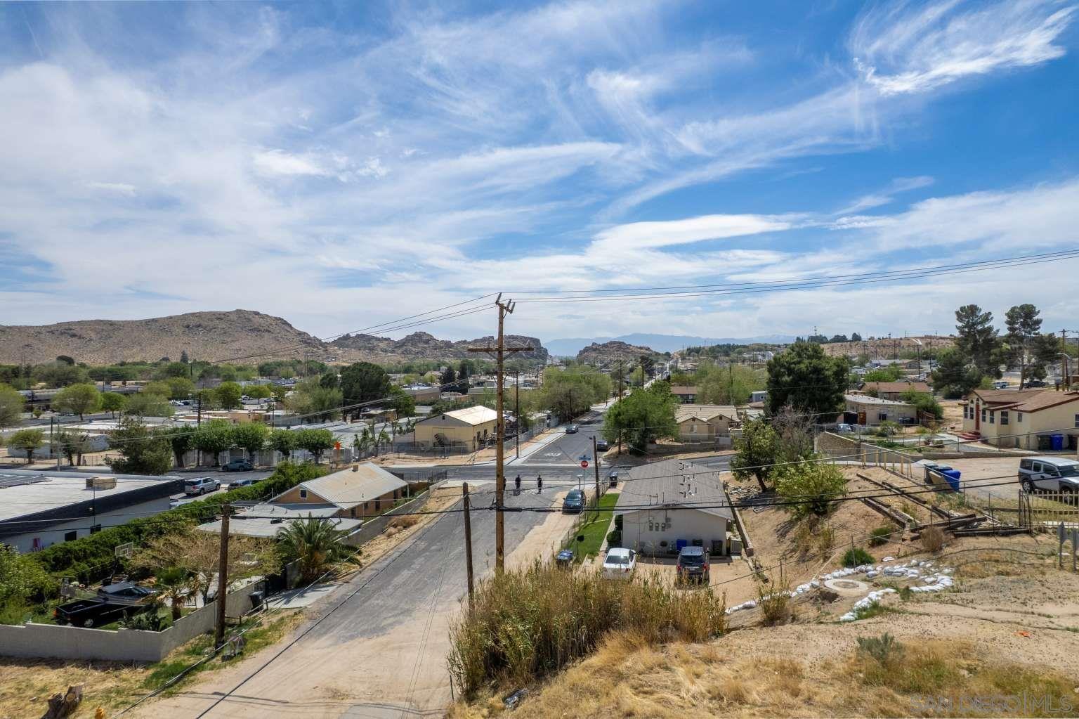 Detail Gallery Image 25 of 41 For , Victorville,  CA 92395 - – Beds | – Baths