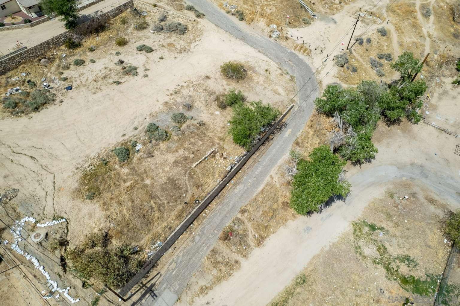 Detail Gallery Image 4 of 41 For , Victorville,  CA 92395 - – Beds | – Baths