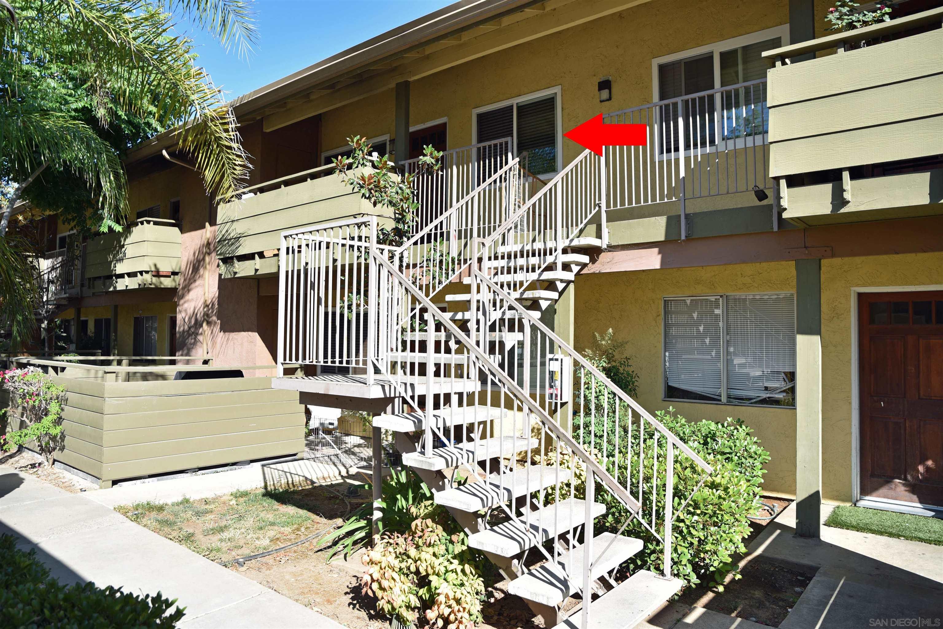 Detail Gallery Image 1 of 1 For 2041 E Grand Ave  #44,  Escondido,  CA 92027 - 2 Beds | 2 Baths