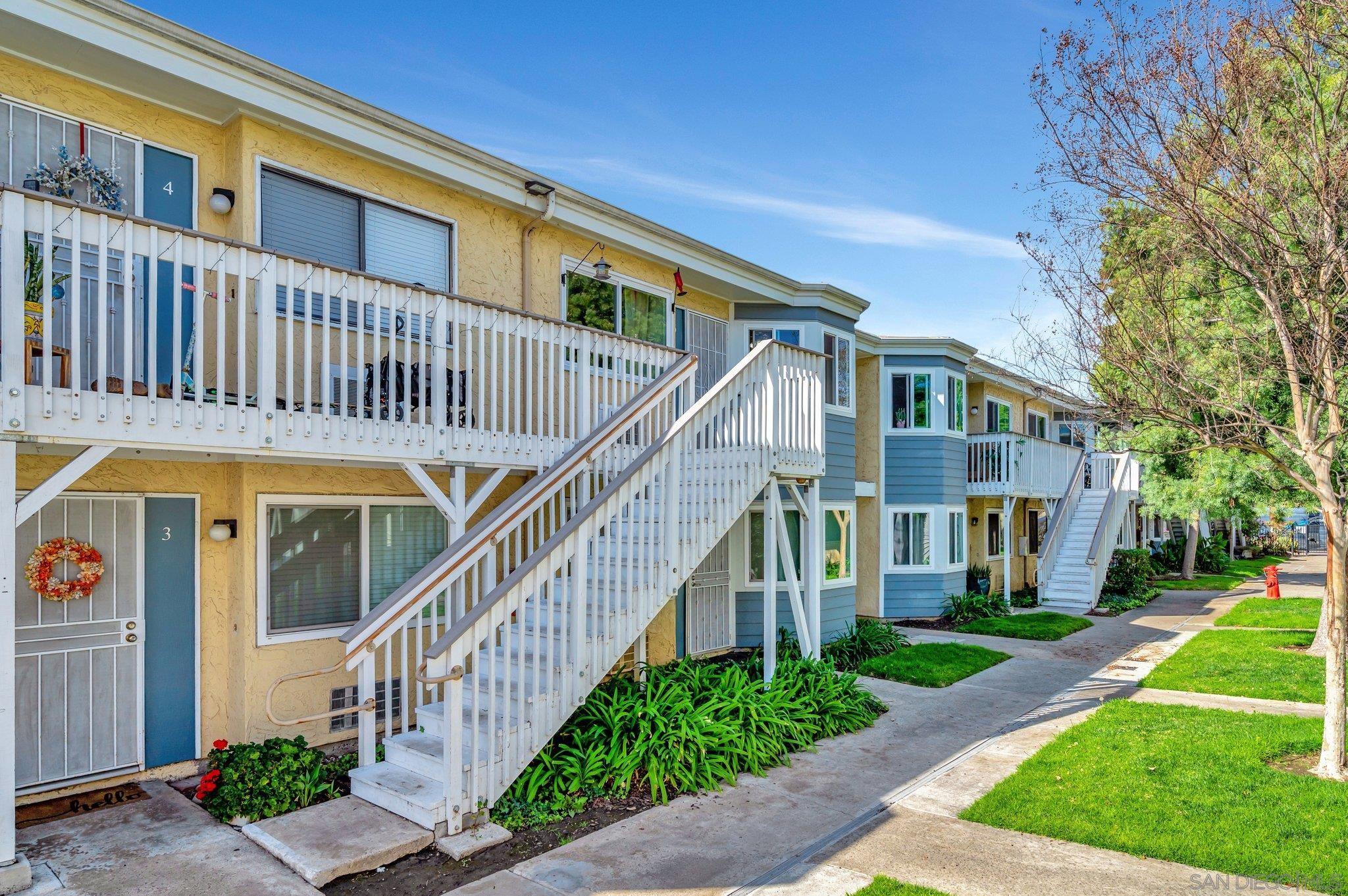 Detail Gallery Image 1 of 1 For 12616  Lakeshore Dr  #6,  Lakeside,  CA 92040 - 2 Beds | 2 Baths