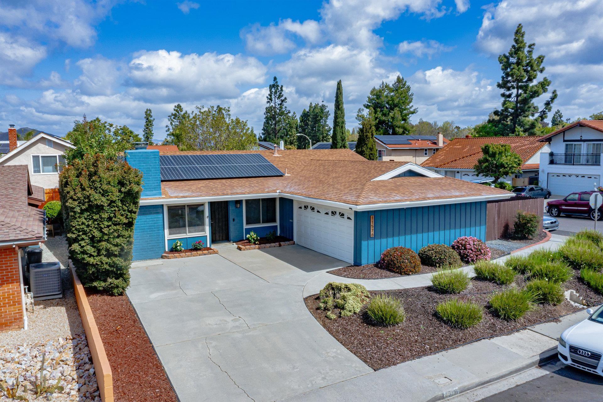 Detail Gallery Image 1 of 1 For 11576  Poblado Rd., San Diego,  CA 92127 - 3 Beds | 2 Baths