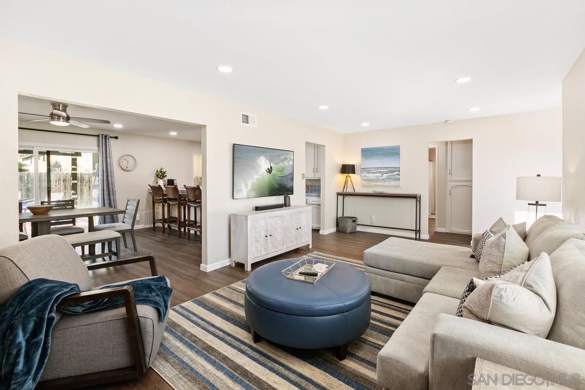 Detail Gallery Image 5 of 19 For 644  Silver Strand Blvd, Imperial Beach,  CA 91932 - 3 Beds | 2 Baths