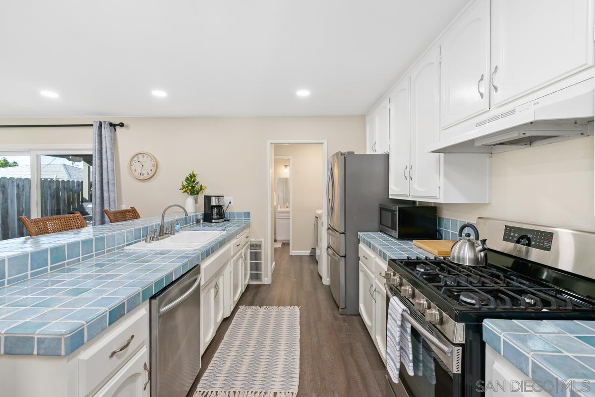 Detail Gallery Image 8 of 19 For 644  Silver Strand Blvd, Imperial Beach,  CA 91932 - 3 Beds | 2 Baths