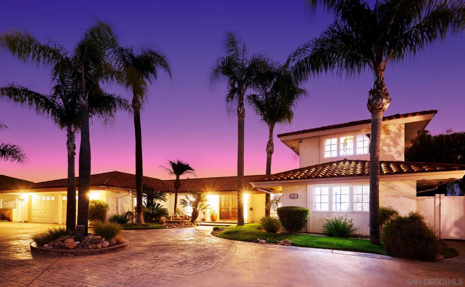 Detail Gallery Image 1 of 1 For 281  Hihill Way, El Cajon,  CA 92020 - 4 Beds | 4/1 Baths