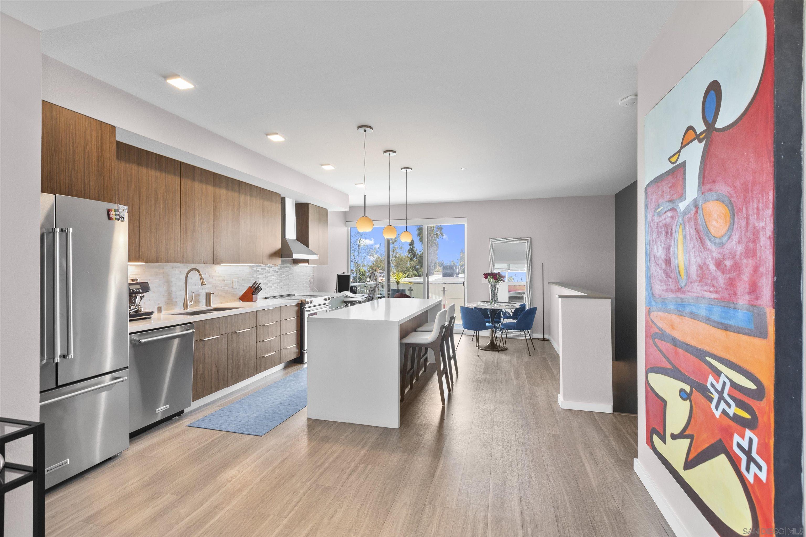 Detail Gallery Image 1 of 1 For 2887  B St, San Diego,  CA 92102 - 2 Beds | 2/1 Baths