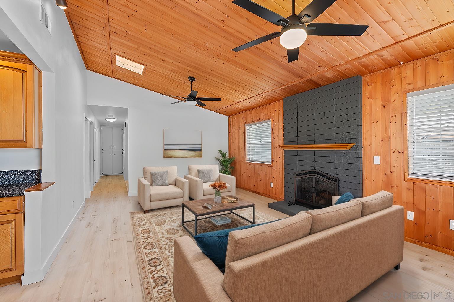 Detail Gallery Image 1 of 1 For 342  F Street, Ramona,  CA 92065 - 4 Beds | 2 Baths