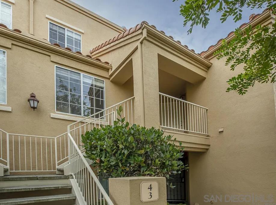 Detail Gallery Image 1 of 1 For 7210  Calle Cristobal  #4,  San Diego,  CA 92126 - 2 Beds | 2 Baths