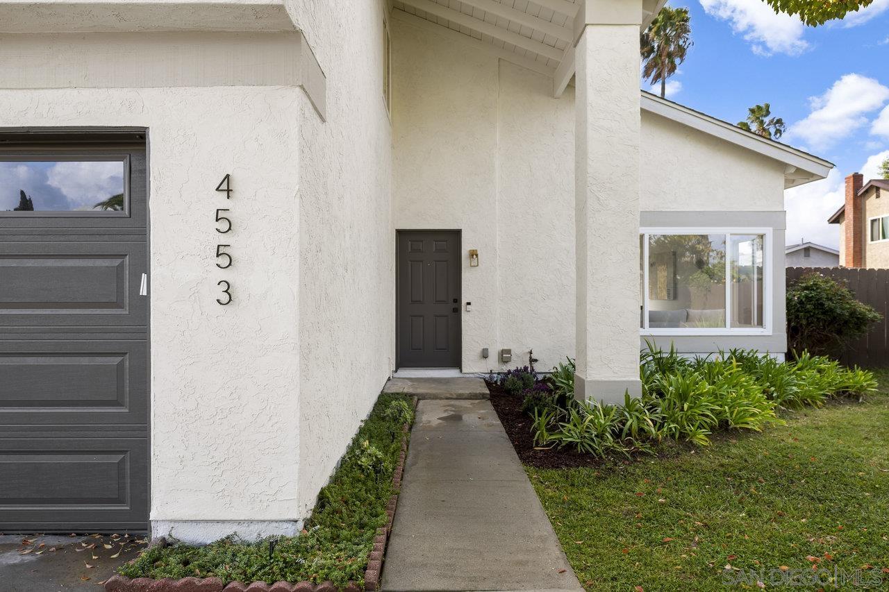 Detail Gallery Image 1 of 1 For 4553  Calle Del Palo, Oceanside,  CA 92057 - 4 Beds | 2/1 Baths