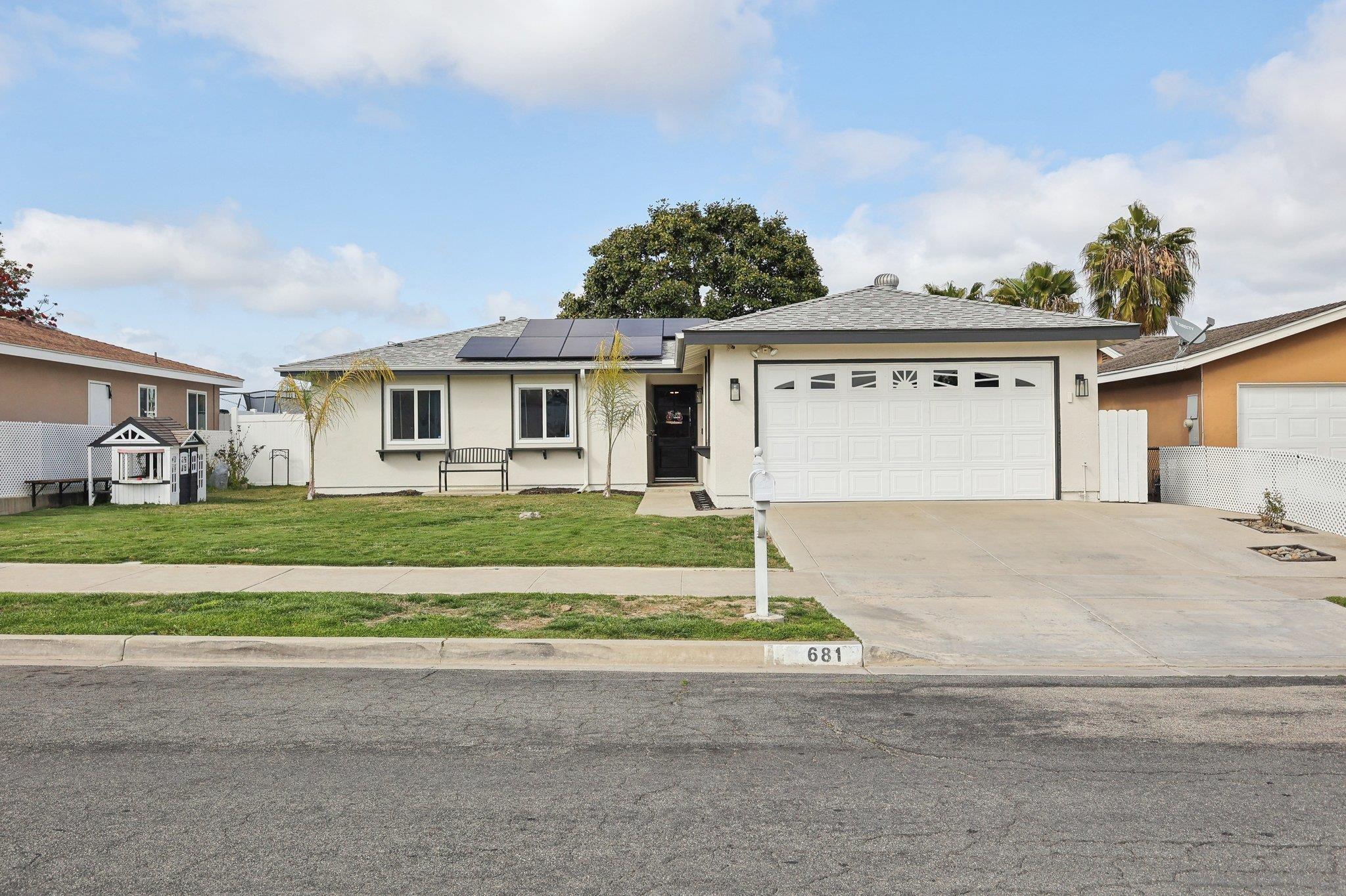 Detail Gallery Image 1 of 1 For 681  Parker St, Oceanside,  CA 92057 - 4 Beds | 2 Baths