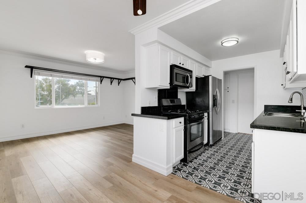 Detail Gallery Image 1 of 1 For 3932  9th Ave  #10,  San Diego,  CA 92103 - 1 Beds | 1 Baths