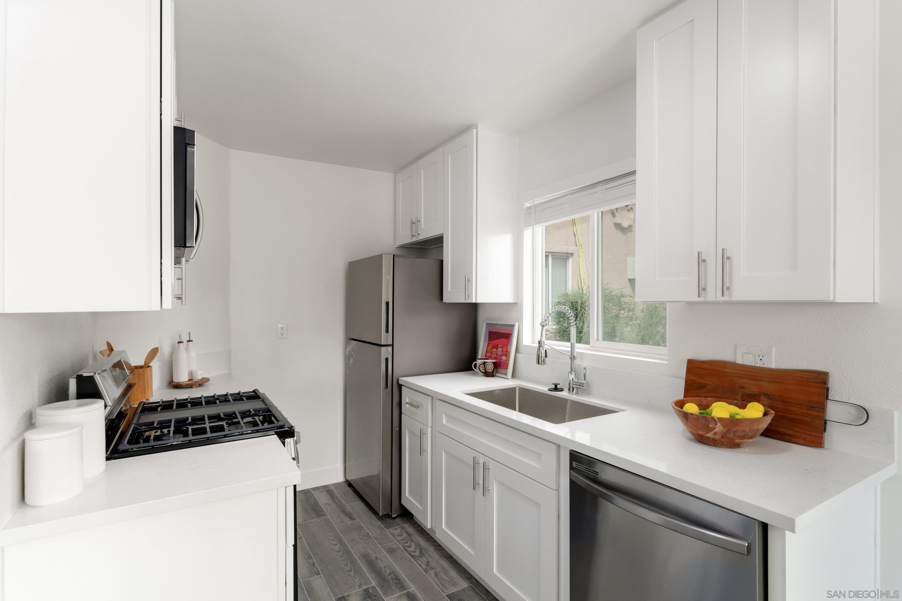 Detail Gallery Image 1 of 1 For 4654  33rd St  #9,  San Diego,  CA 92116 - 1 Beds | 1 Baths