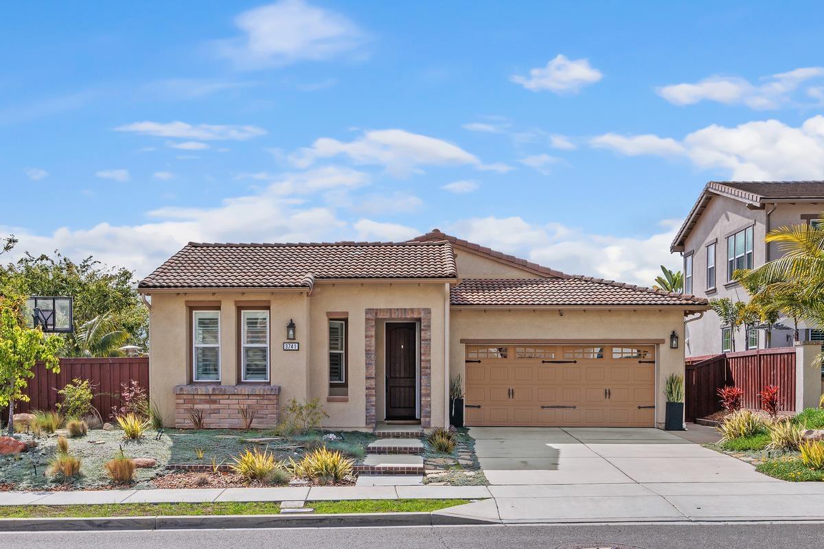 Detail Gallery Image 1 of 1 For 3741  Bergen Peak Place, Carlsbad,  CA 92010 - 3 Beds | 2/1 Baths