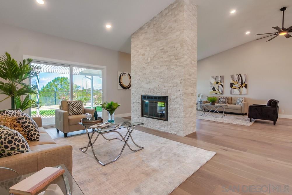 Detail Gallery Image 2 of 68 For 2334  Kimberly Ct, Carlsbad,  CA 92008 - 4 Beds | 2/1 Baths