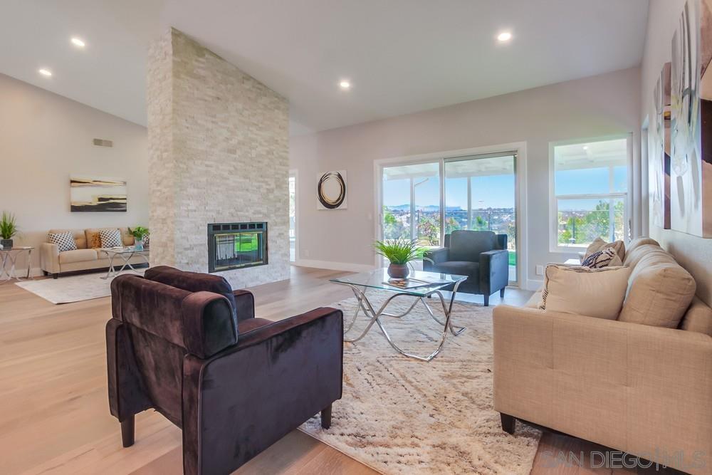 Detail Gallery Image 12 of 68 For 2334  Kimberly Ct, Carlsbad,  CA 92008 - 4 Beds | 2/1 Baths