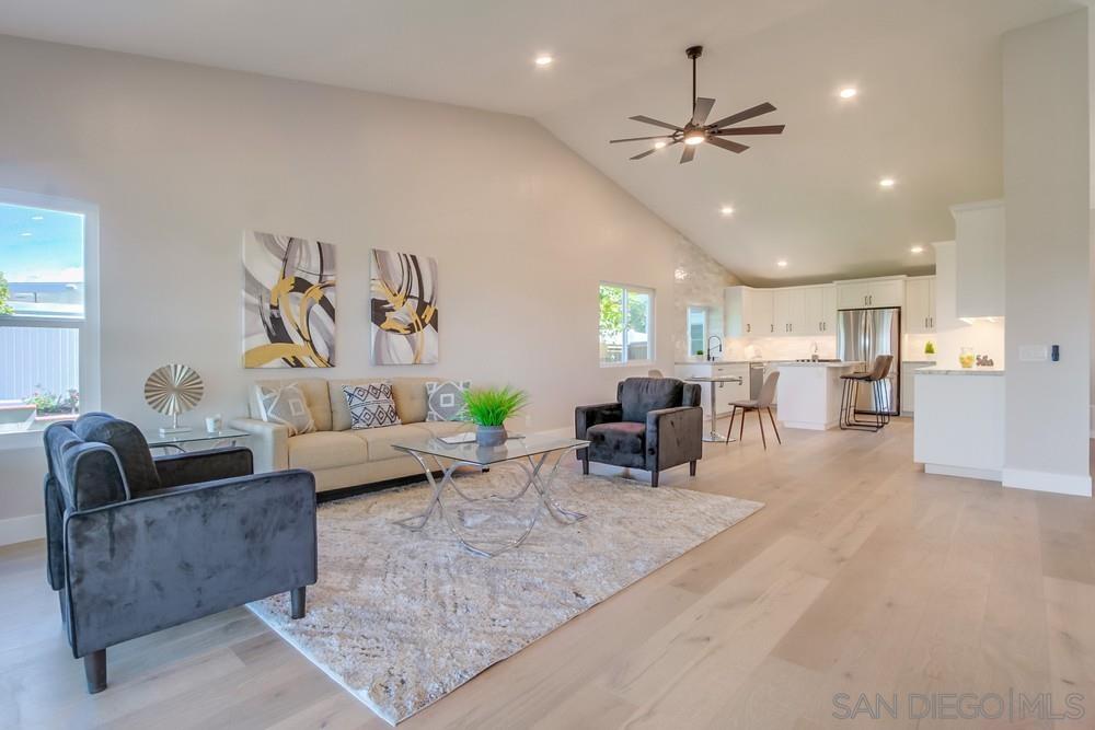 Detail Gallery Image 13 of 68 For 2334  Kimberly Ct, Carlsbad,  CA 92008 - 4 Beds | 2/1 Baths