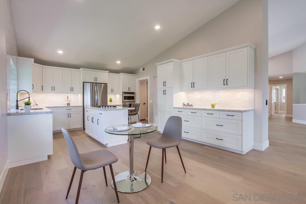 Detail Gallery Image 17 of 68 For 2334  Kimberly Ct, Carlsbad,  CA 92008 - 4 Beds | 2/1 Baths