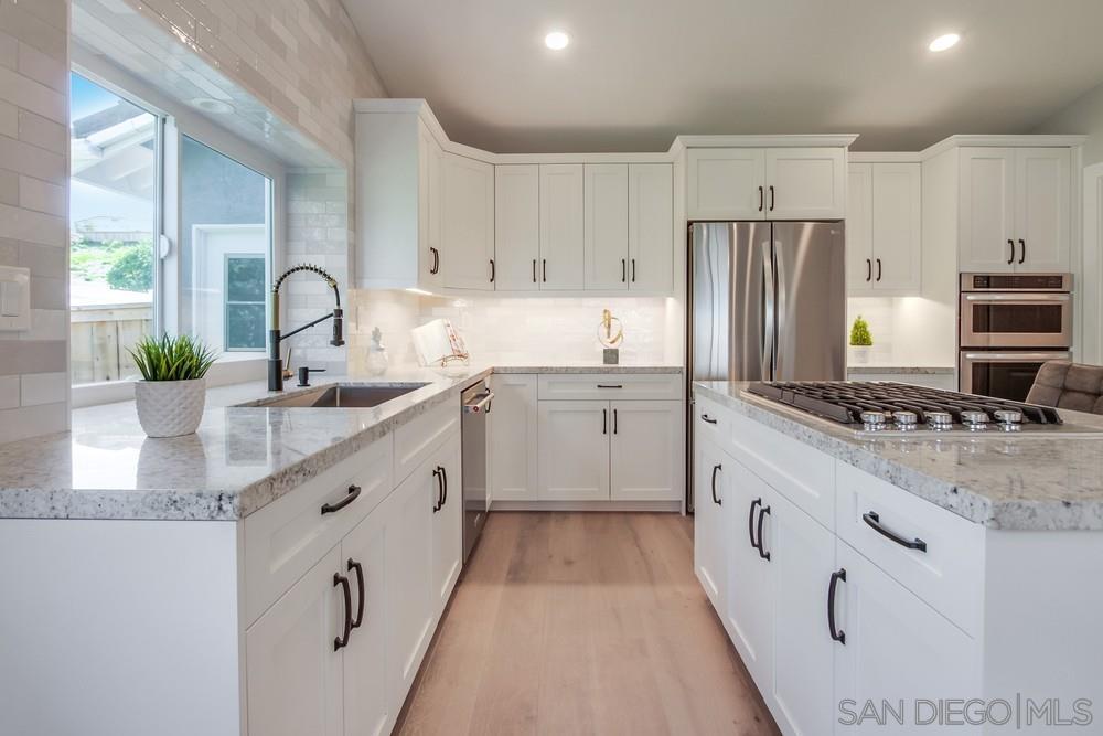 Detail Gallery Image 22 of 68 For 2334  Kimberly Ct, Carlsbad,  CA 92008 - 4 Beds | 2/1 Baths