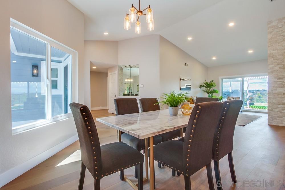 Detail Gallery Image 9 of 68 For 2334  Kimberly Ct, Carlsbad,  CA 92008 - 4 Beds | 2/1 Baths