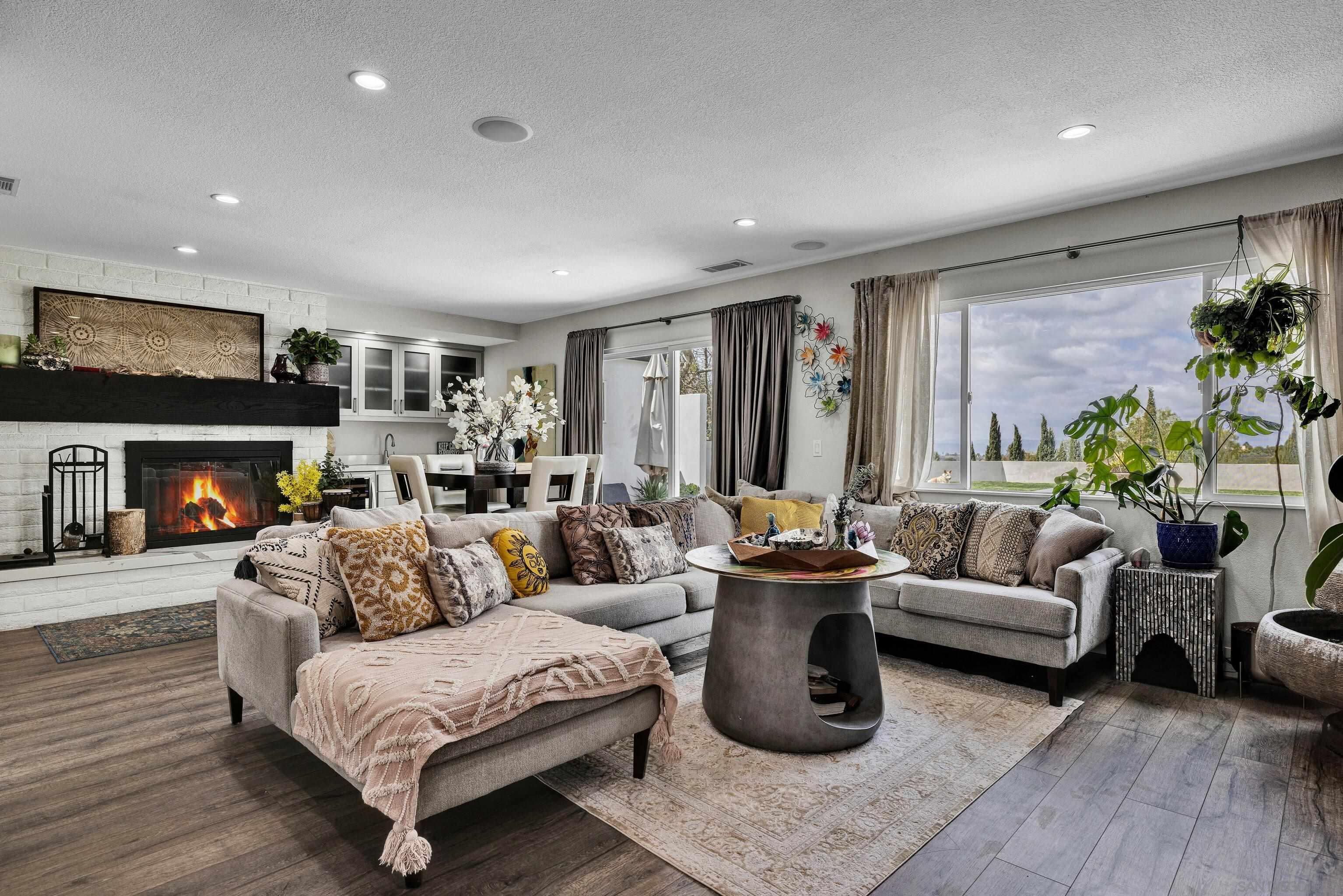 Detail Gallery Image 8 of 64 For 37389  Avenida Chapala, Temecula,  CA 92592 - 4 Beds | 3/1 Baths