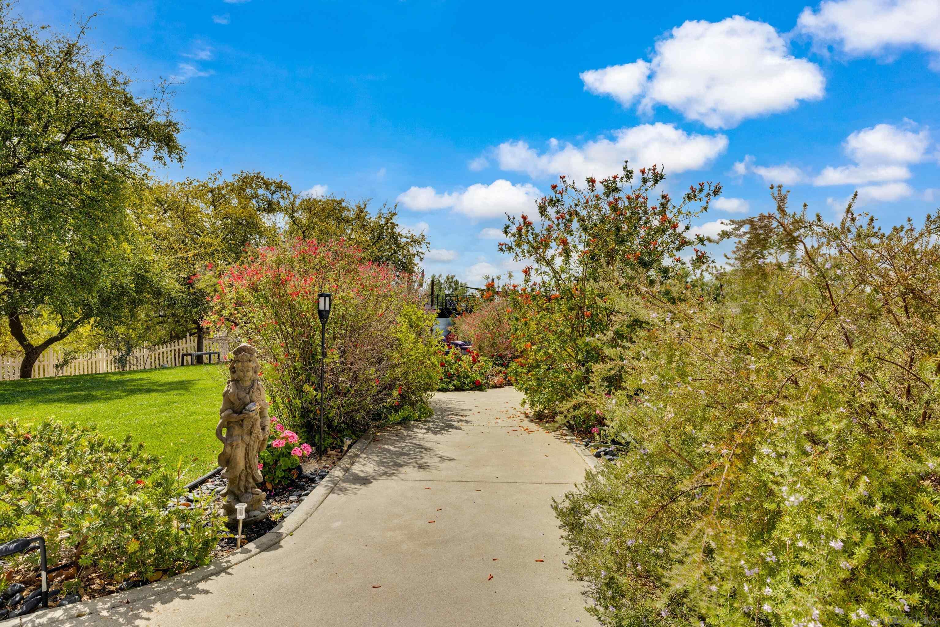 Detail Gallery Image 38 of 64 For 37389  Avenida Chapala, Temecula,  CA 92592 - 4 Beds | 3/1 Baths