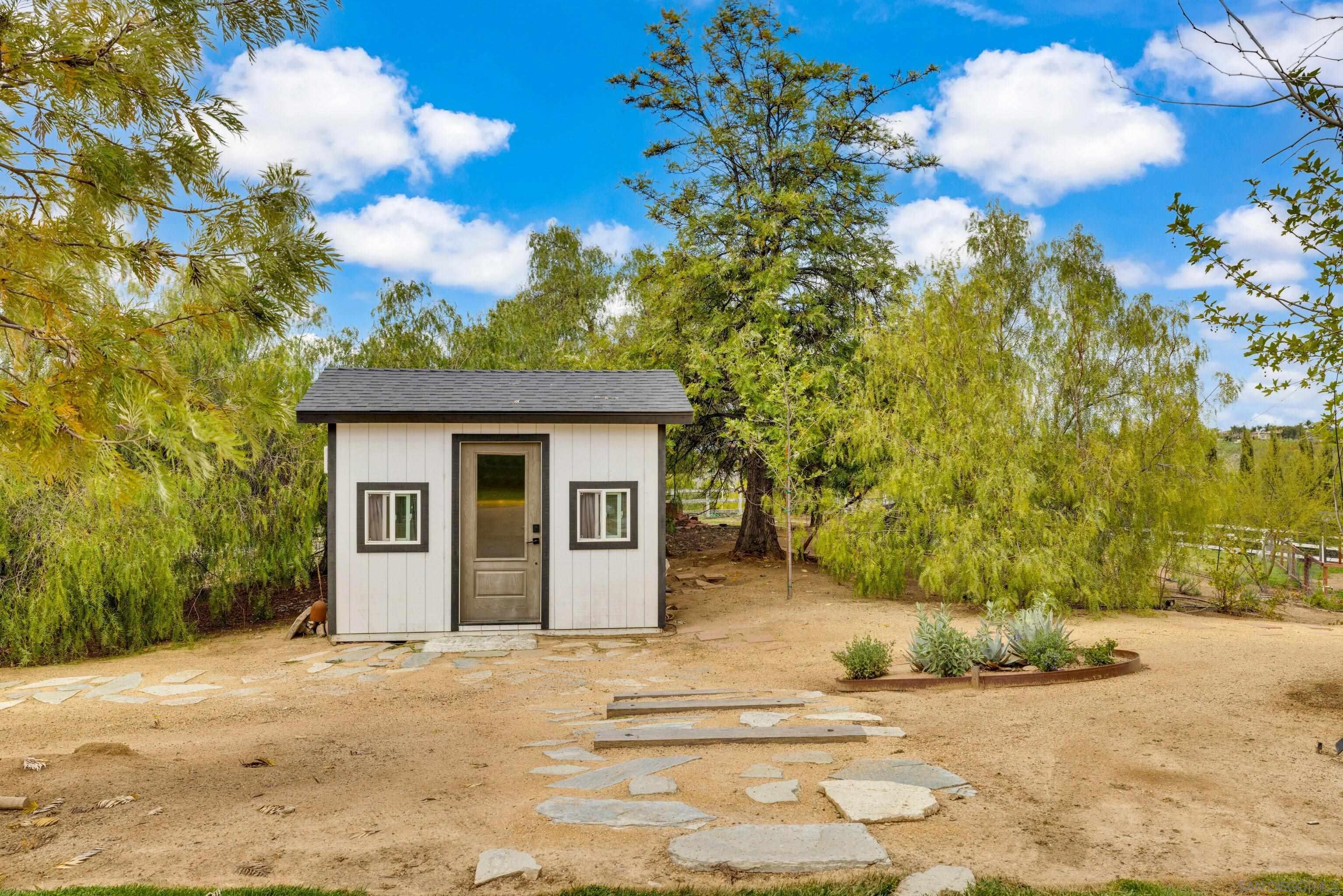 Detail Gallery Image 48 of 64 For 37389  Avenida Chapala, Temecula,  CA 92592 - 4 Beds | 3/1 Baths