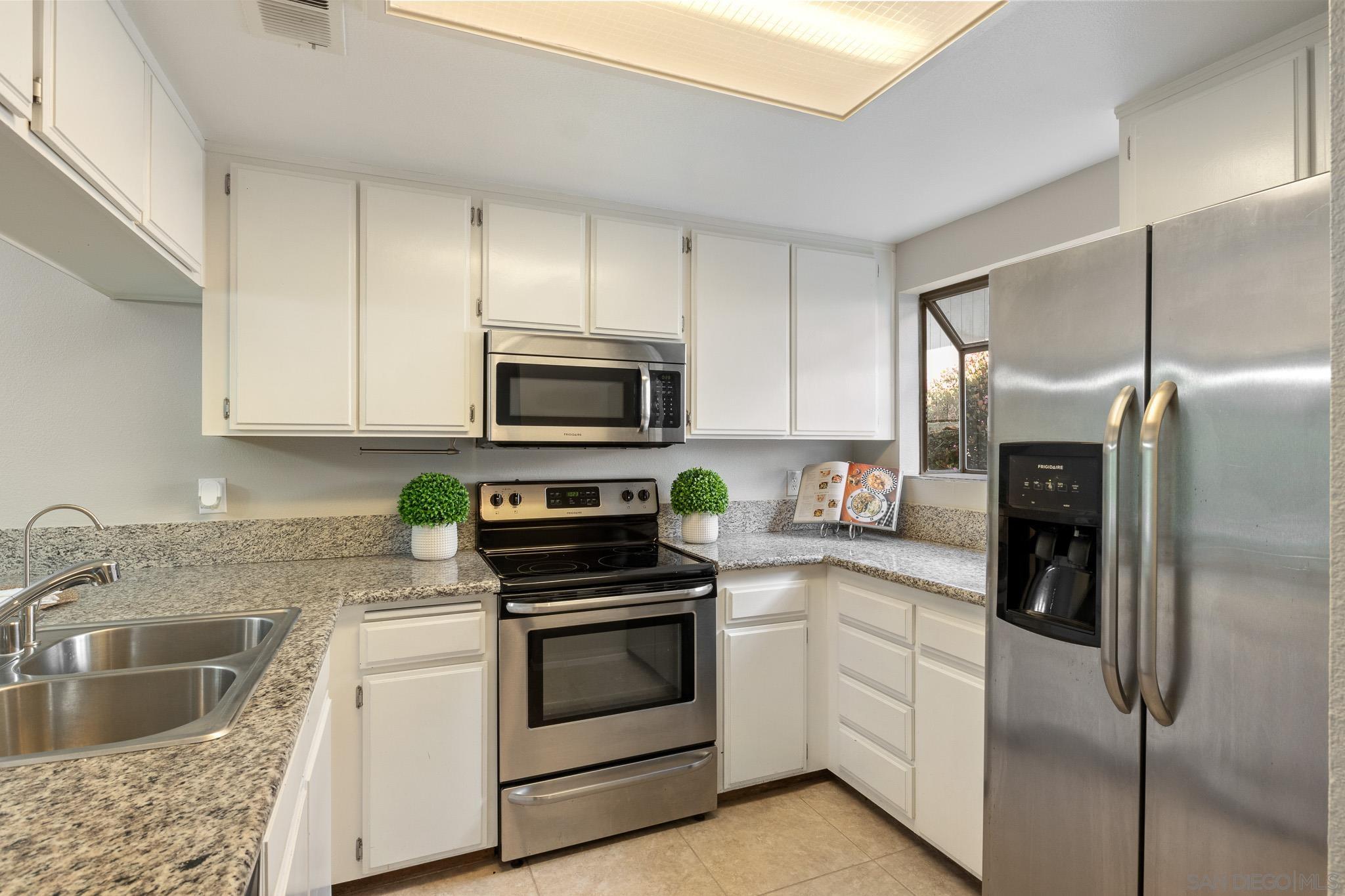 Detail Gallery Image 1 of 1 For 3320  Cherokee  #7,  San Diego,  CA 92104 - 2 Beds | 2/1 Baths