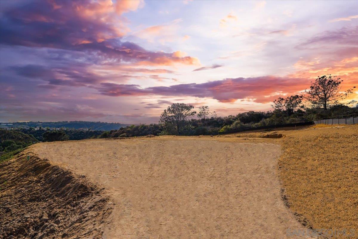 Detail Gallery Image 1 of 10 For , San Diego,  CA 92130 - – Beds | – Baths