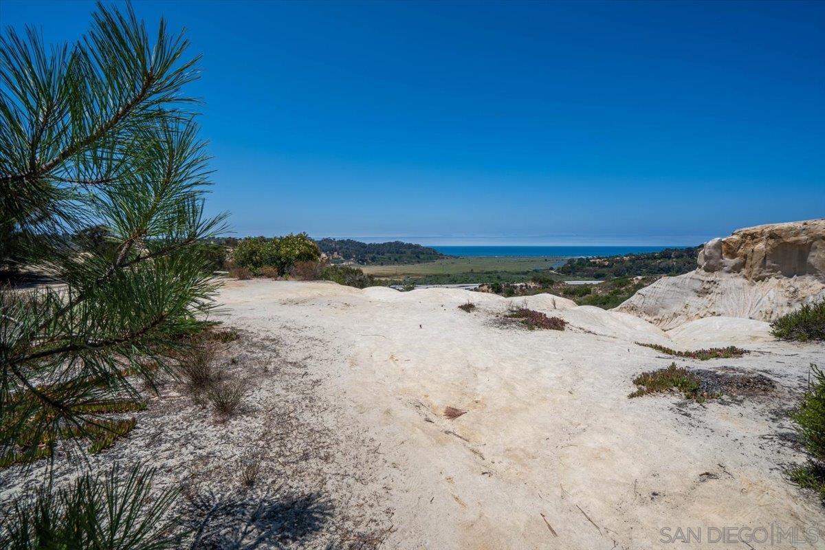 Detail Gallery Image 12 of 13 For , San Diego,  CA 92130 - – Beds | – Baths