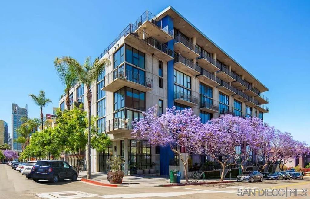 Detail Gallery Image 1 of 1 For 1780  Kettner Blvd  #107,  San Diego,  CA 92101 - 2 Beds | 2 Baths