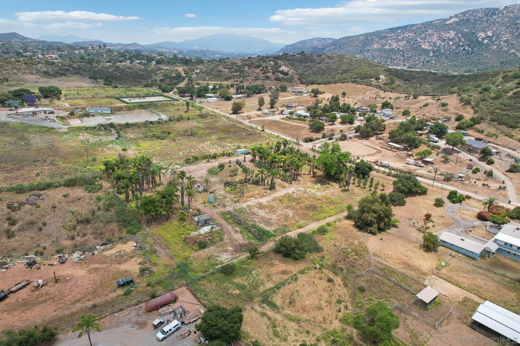 Detail Gallery Image 5 of 13 For , El Cajon,  CA 92021 - – Beds | – Baths